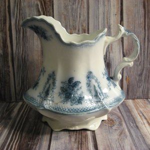 GRINDLEY BRUSSELS BLUE SMALL PITCHER / CREAMER - ENGLAND